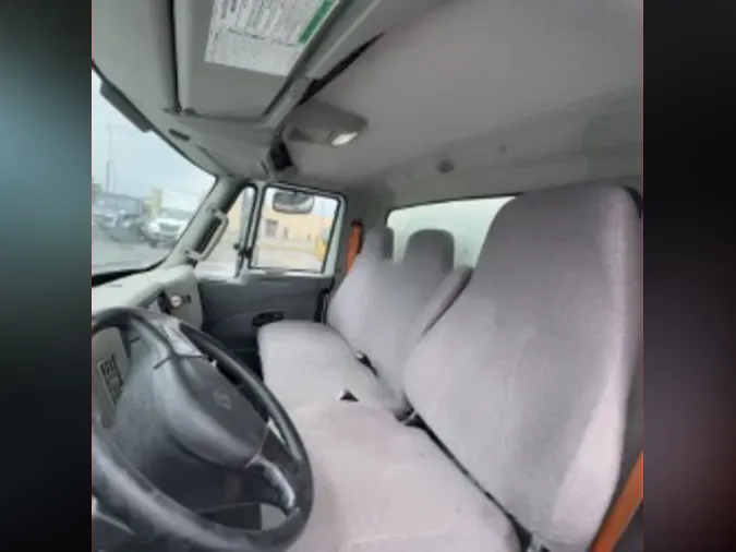 2019 NAVISTAR INTERNATIONAL 4300