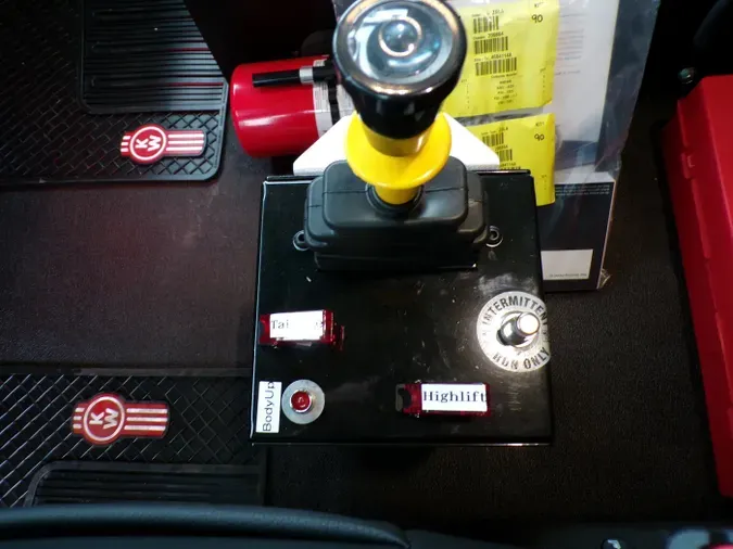 2026 Kenworth T880 Short Hood