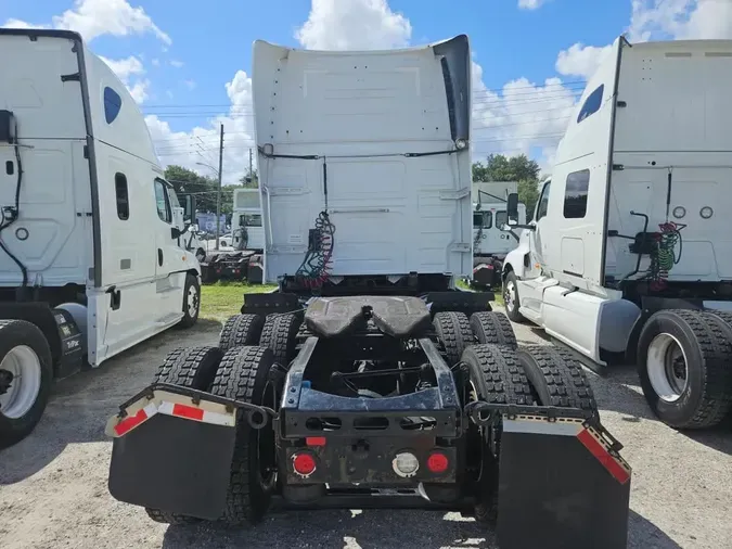 2019 VOLVO VNL64T-760