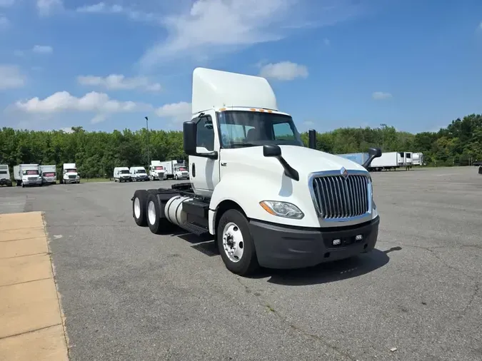 2018 NAVISTAR INTERNATIONAL LT625 DAYCAB T/Ad0663b3853e2bec1f6341252c762b8ca