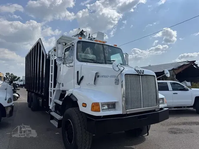 2005 WESTERN STAR 4900