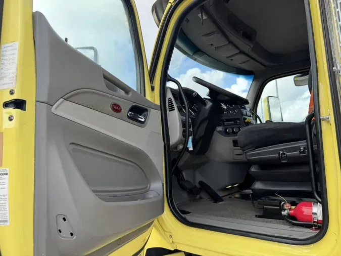 2020 Peterbilt 567