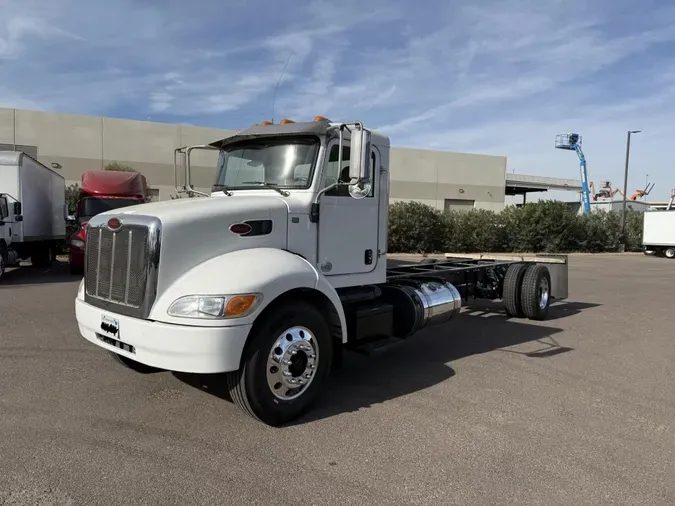 2019 Peterbilt 337