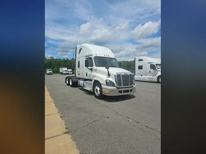 2019 FREIGHTLINER/MERCEDES CASCADIA 125