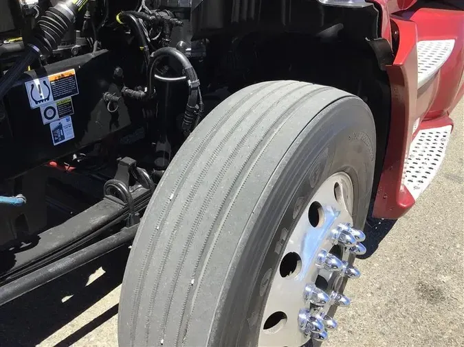2022 KENWORTH T680