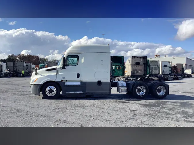 2021 Freightliner Cascadia 126d0785646b21889db6fb785a8be1f3ddc