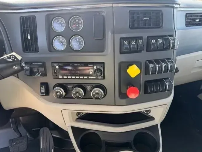 2023 Peterbilt 567