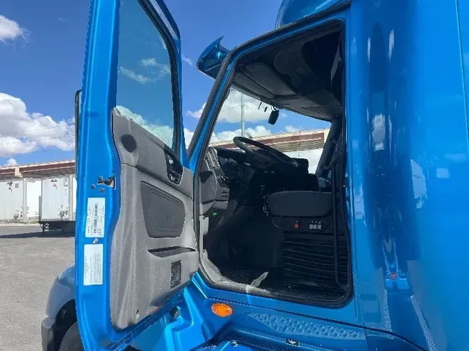 2019 International LT625