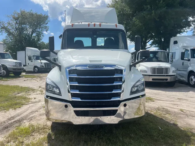 2020 FREIGHTLINER/MERCEDES NEW CASCADIA PX12664