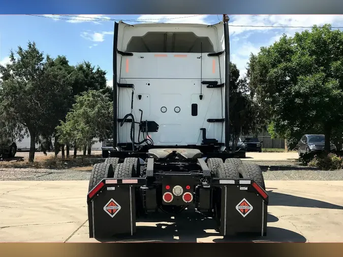 2022 INT LT625 6x4