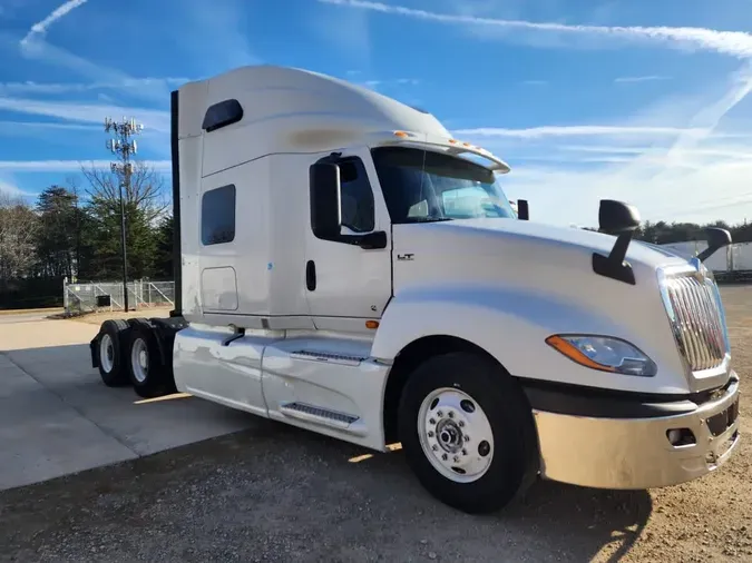 2020 NAVISTAR INTERNATIONAL LT625 SLPR CAB