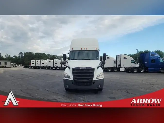2020 FREIGHTLINER CA126