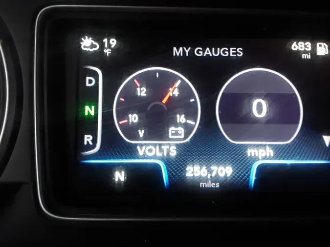 2019 NAVISTAR INTERNATIONAL LT625 DAYCAB T/Ad0865947ebbd7405e7434ef80de6e070