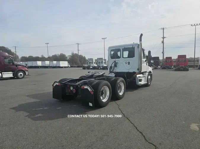 2021 FREIGHTLINER/MERCEDES NEW CASCADIA PX12664d089562fa6962b6a65c3eab2e35f7f67