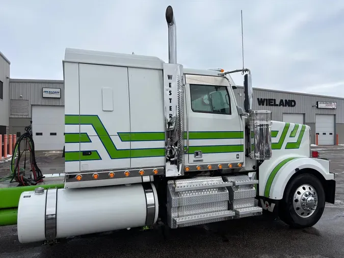 2022 Western Star 4900