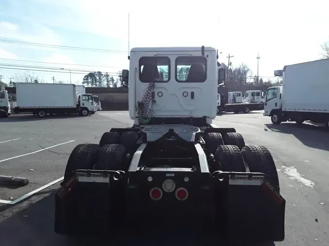 2019 FREIGHTLINER/MERCEDES NEW CASCADIA PX12664d089cf1e48df2559329f7e4c51930bb5