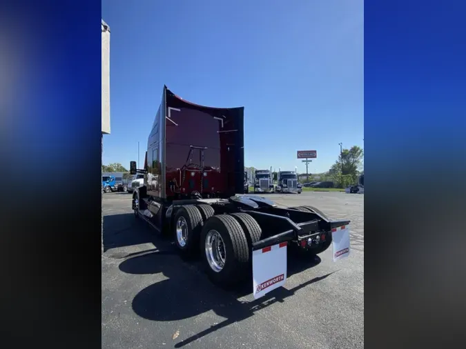 2025 Kenworth T680