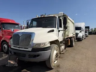 2011 INTERNATIONAL DURASTAR 4400