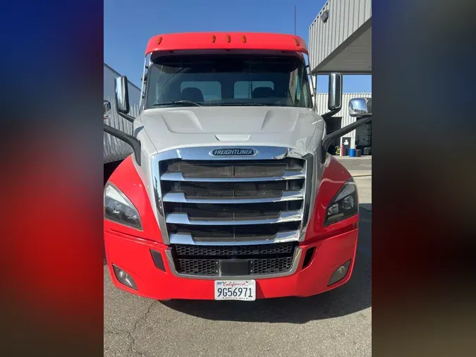 2022 FREIGHTLINER/MERCEDES NEW CASCADIA 116d093ae06729b5723e64ddb48eea3d02b