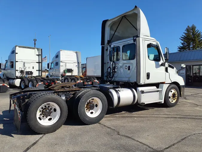 2020 FREIGHTLINER/MERCEDES NEW CASCADIA PX12664