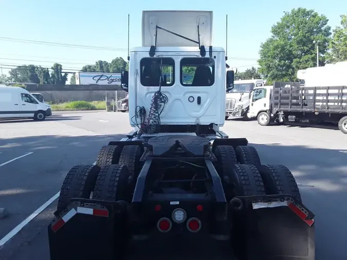 2020 FREIGHTLINER/MERCEDES NEW CASCADIA PX12664d0999f93f882d463ce3a489a0ef2211c