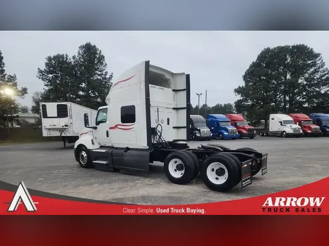 2022 INTERNATIONAL LT