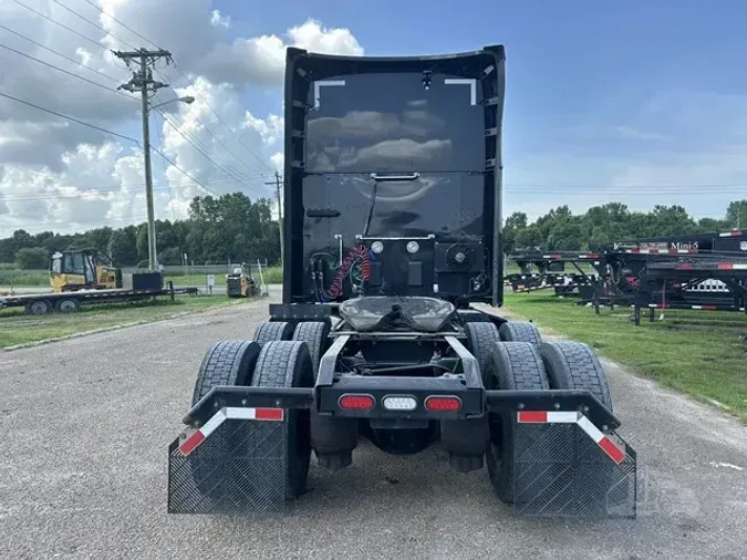 2021 KENWORTH T680