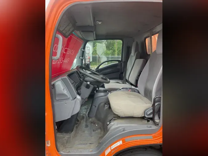 2019 ISUZU NQR