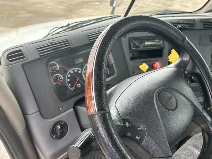 2015 Freightliner Cascadia