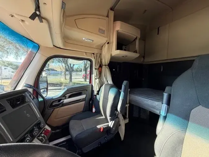 2023 Kenworth T680d0a31200f7cfa187367a4535b5150a68