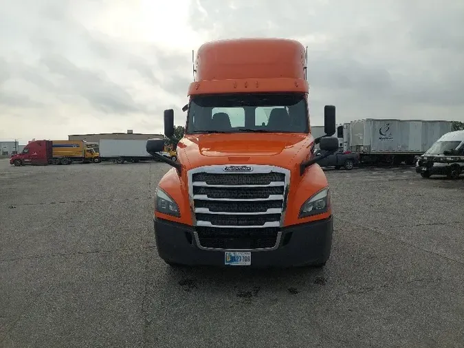 2019 Freightliner T12664ST