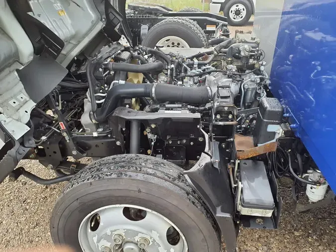 2019 ISUZU NRR