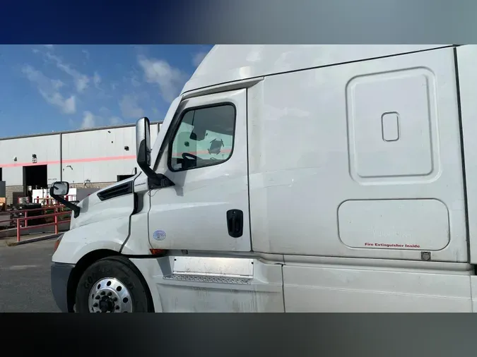 2023 Freightliner Cascadia 126d0aa4fcb4b37d85c3b17a1b63aa26264