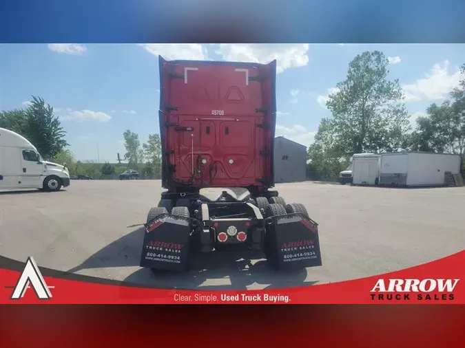 2022 FREIGHTLINER CA126