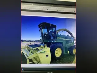 2004 John Deere 7500