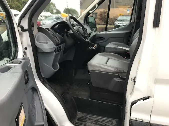 2017 FORD MOTOR COMPANY TRAN250