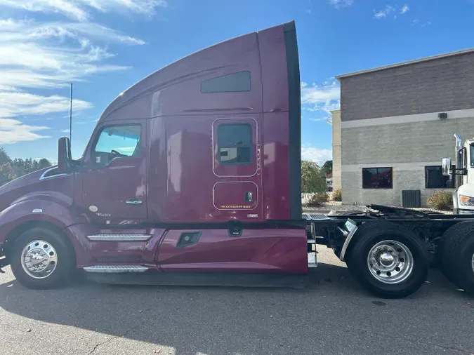 2022 Kenworth T680d0ac54f492e32ed525ae2f20f6123bc6