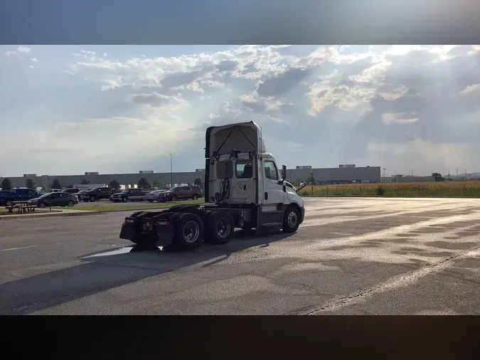 2019 Freightliner Cascadia 126d0ac94a3c82dccb50b5af773137e97f4