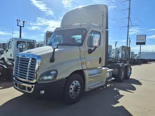 2019 FREIGHTLINER/MERCEDES CASCADIA 125