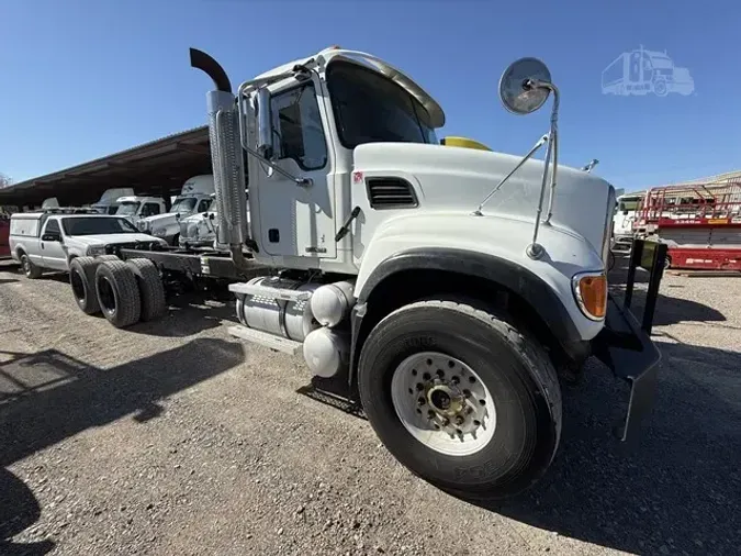 2007 MACK GRANITE CV713