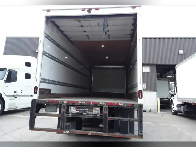 2019 FREIGHTLINER M2 106