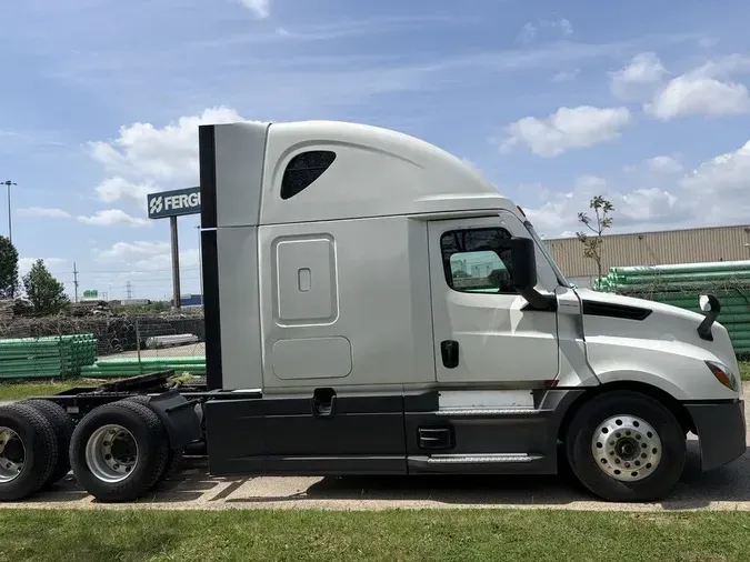 2022 Freightliner eCascadia&reg;