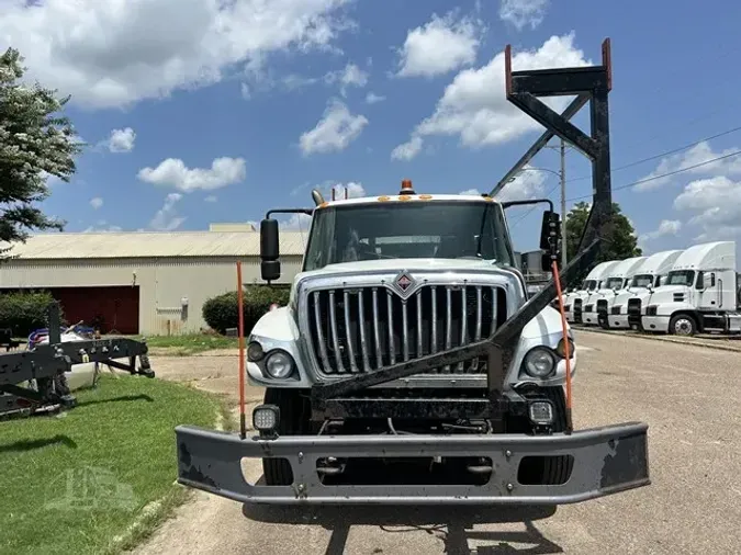 2009 INTERNATIONAL WORKSTAR 7300