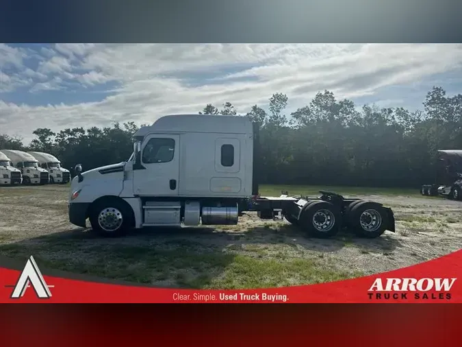 2019 FREIGHTLINER CA126
