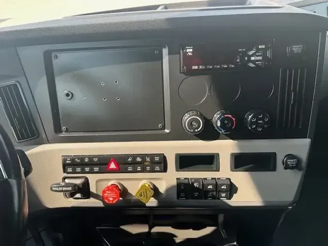 2021 Freightliner Cascadia
