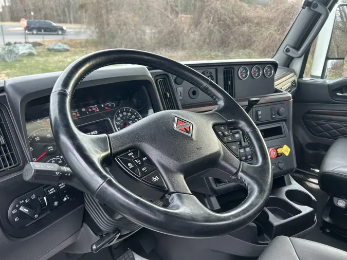 2025 International LT625