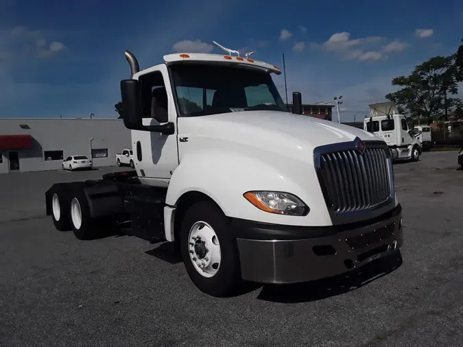 2020 NAVISTAR INTERNATIONAL LT625 DAYCAB T/A
