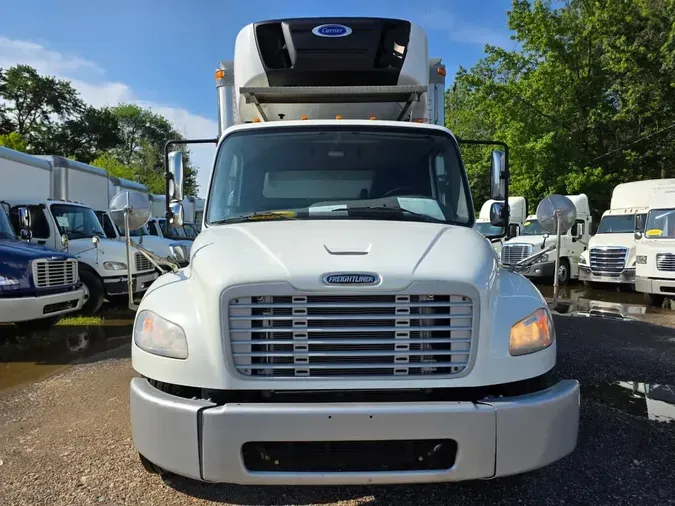 2016 FREIGHTLINER M2 106