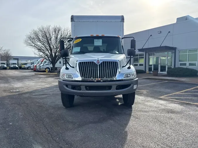 2019 NAVISTAR INTERNATIONAL 4300 SBA