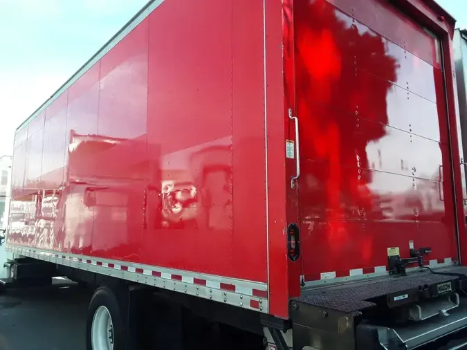 2017 FREIGHTLINER/MERCEDES M2 106d0c37af5684bed64c96b4244bf74d5c0